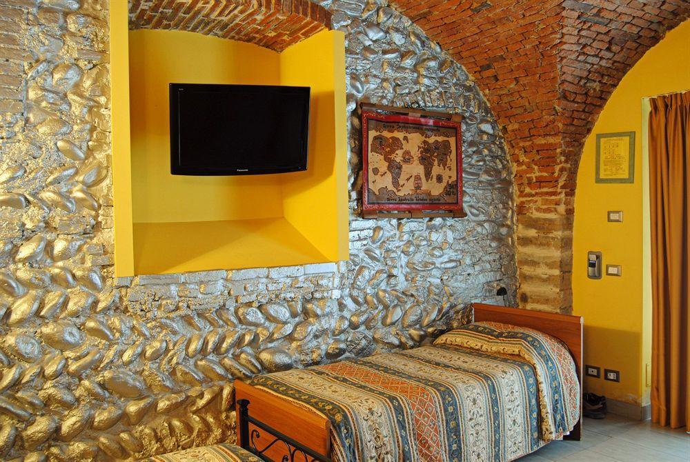 Antico Borgo Aparthotel Bergamo Exterior photo
